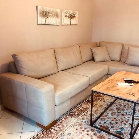 Qemal Stafa Apartment Тирана Экстерьер фото